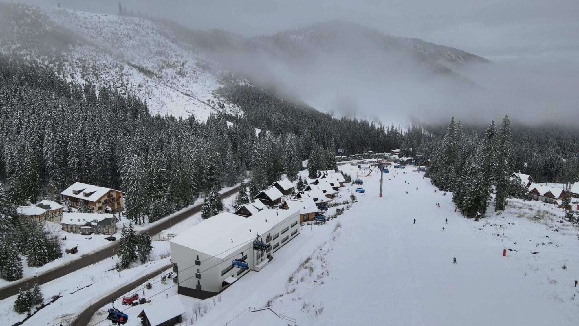 Apartment Yolo - 4 Person - Garage Parking - Ski In Ski Out Демяновская долина Экстерьер фото